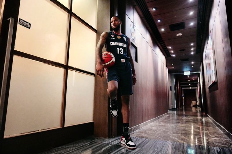 广东宏远发布备战花絮，窗口期豪取连胜，亚冠任务艰巨，数据趋势出现新变化(广东宏远今天最新消息)