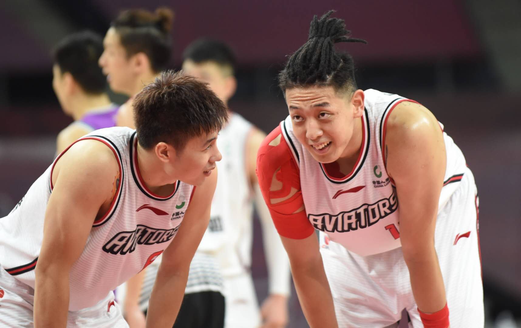 凯恩在西班牙队比赛中回归赛场夏洛特黄蜂强势反弹备战CBA季后赛，冲刺阶段上海申花备战CBA常规赛看傻球迷的简单介绍